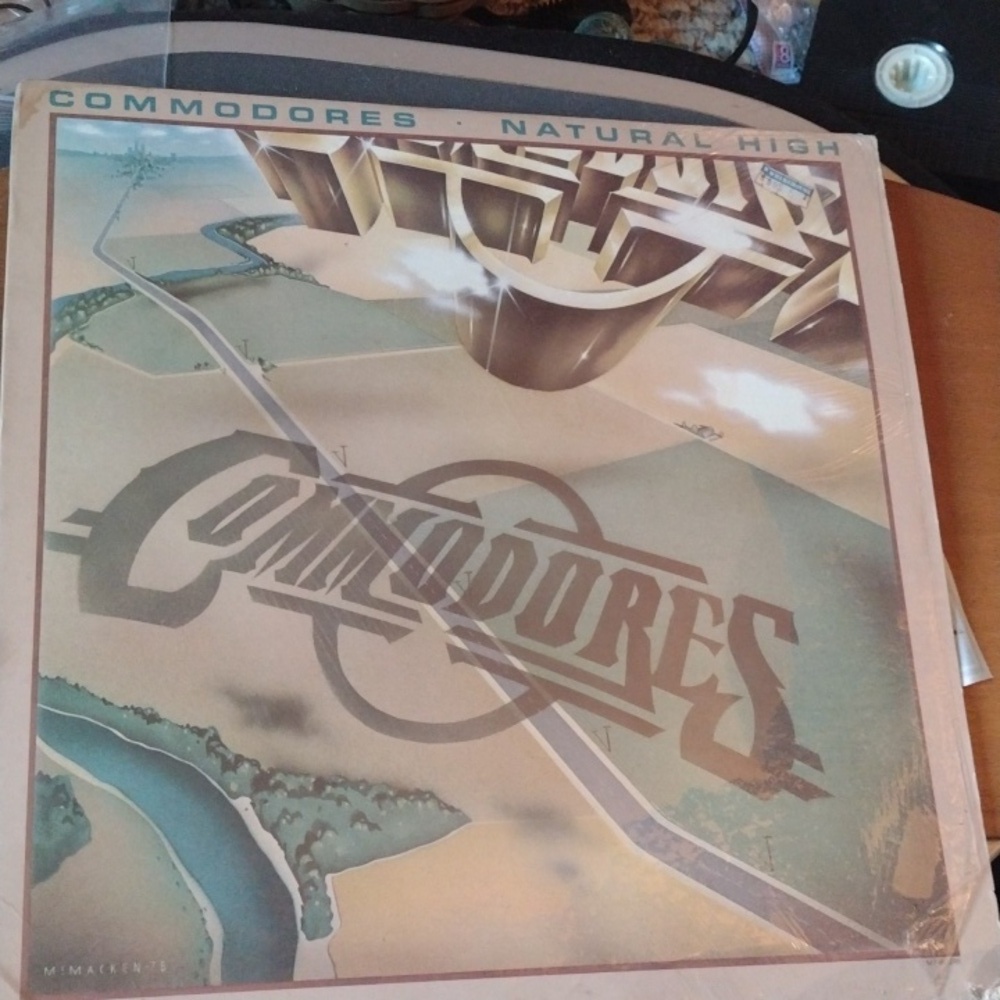 Commodores LP